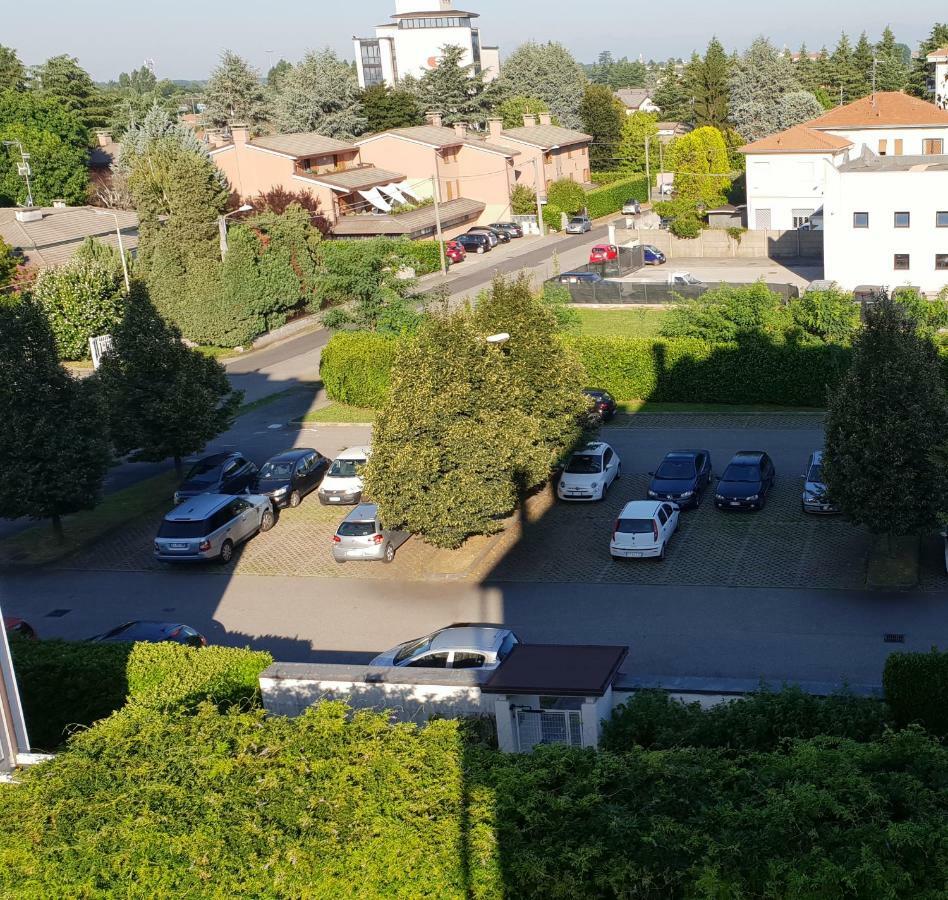 Milano Malpensa Grandi Ap Apartment Галарате Екстериор снимка