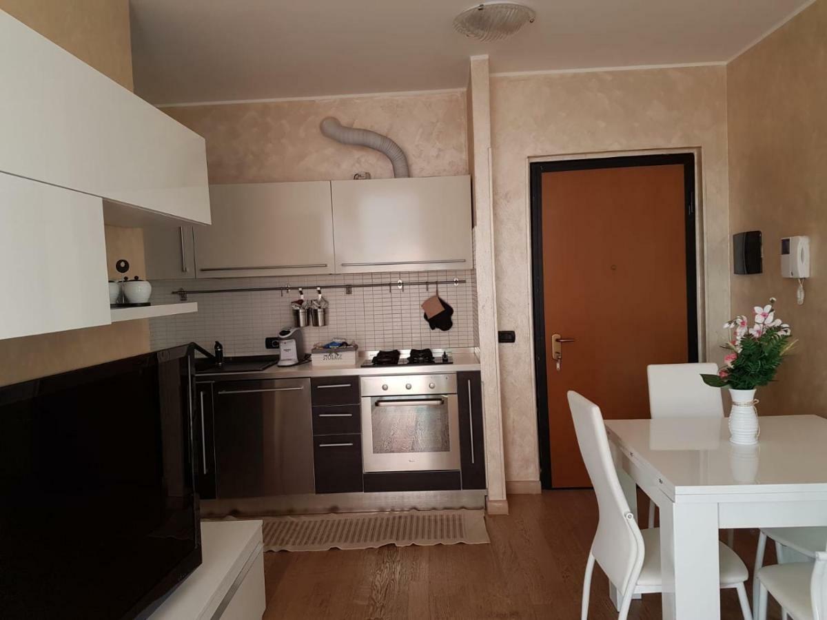 Milano Malpensa Grandi Ap Apartment Галарате Екстериор снимка