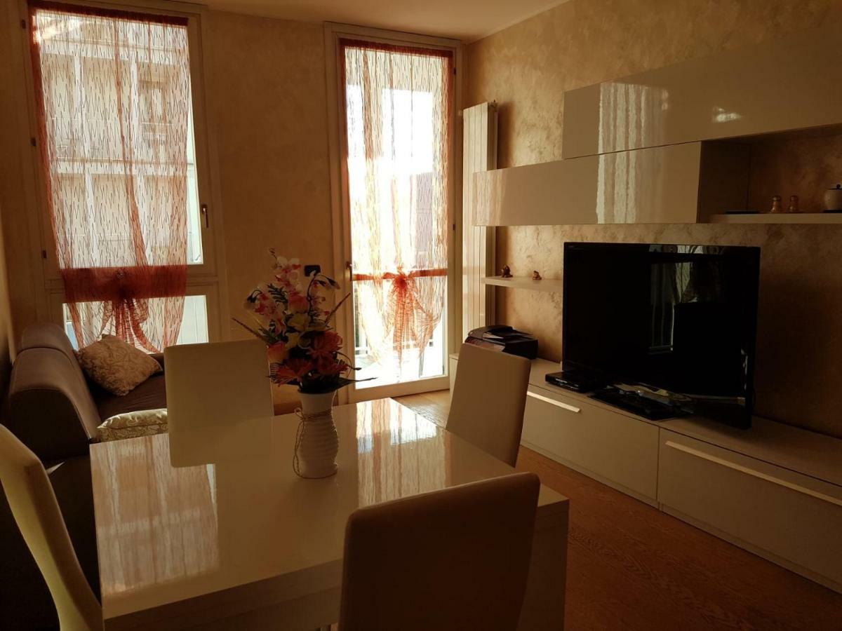 Milano Malpensa Grandi Ap Apartment Галарате Екстериор снимка