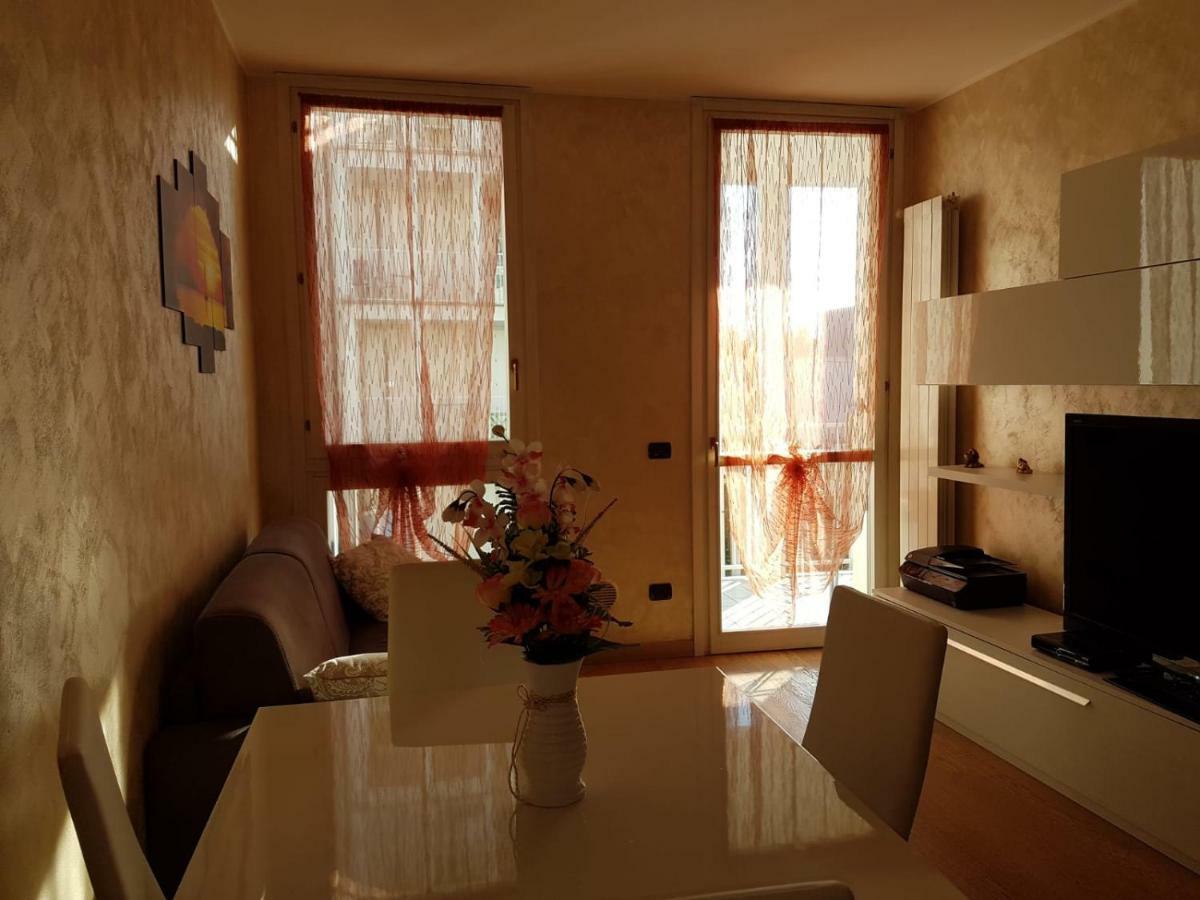 Milano Malpensa Grandi Ap Apartment Галарате Екстериор снимка