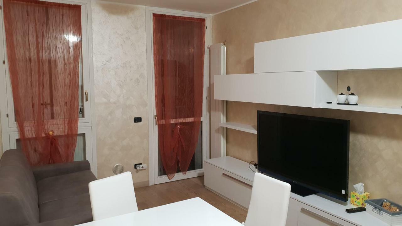 Milano Malpensa Grandi Ap Apartment Галарате Екстериор снимка